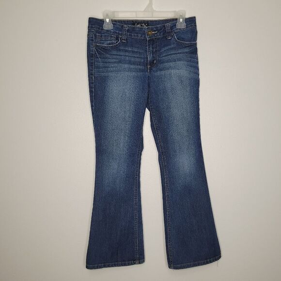L.E.I. Sophia hipster flare blue factory fading jeans size 7 shirt - Picture 1 of 9